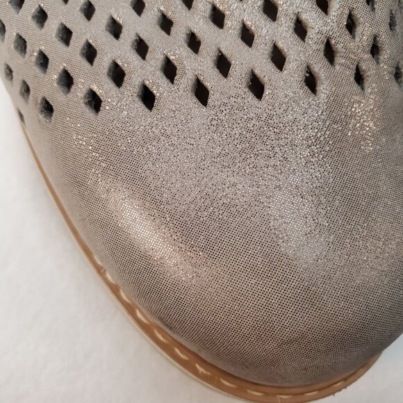 NWOB Tomasi Made in Italy Shirley Model Beige Derby Perforated Shoe Women's 42 - Picture 10 of 13